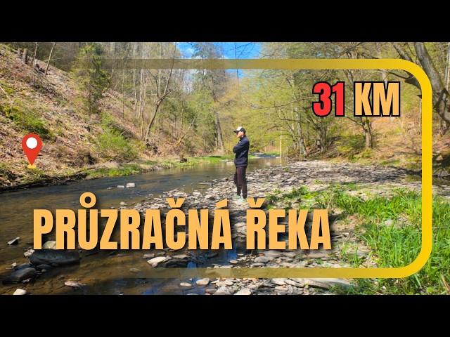 Skály, výhledy a houkající vlaky | Údolí Bystřice